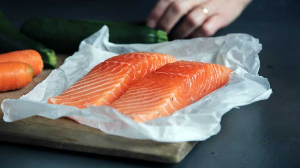 Quali sono i benefici del salmone per la salute?