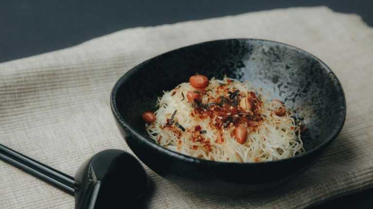 ¿Qué es la pasta konjac y por qué está tan de moda?
