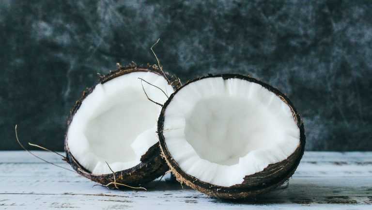 Beneficios del coco. ¿Es una fruta realmente saludable?