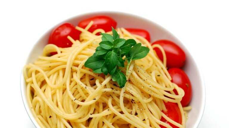 Cosa accade al tuo corpo se assumi troppi carboidrati