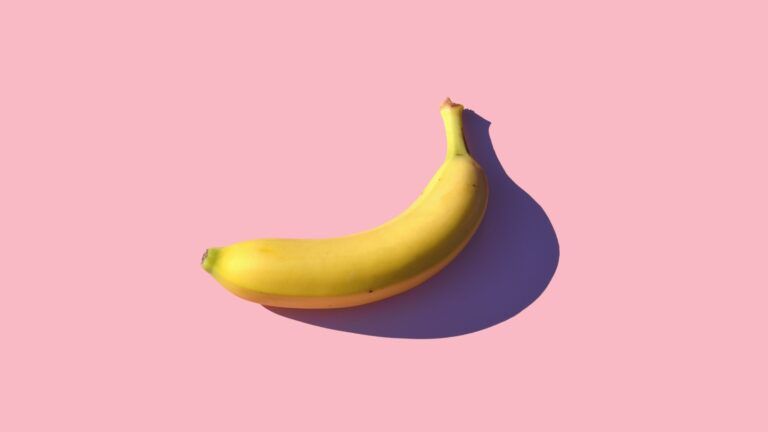 ¿Cuántos carbohidratos tiene el plátano?